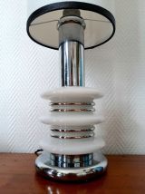 Lampe space age allemande opaline et métal chromé 1970 