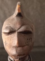 Totem de Femme Peuls (Ebéne, Cuir et Cauris) BURKINA FASO