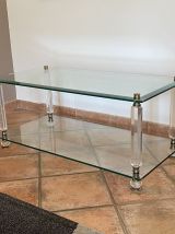 Table basse Roche Bobois. 1970. Lucite et verre.