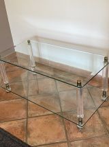 Table basse Roche Bobois. 1970. Lucite et verre.