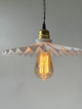 ANCIENNE SUSPENSION JUPONNEE EN OPALINE VINTAGE