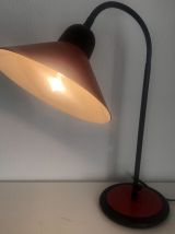 Lampe vintage 1970 bureau grande Aluminor tomate  - 55 cm