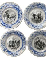 12 assiettes plates ornées de Scènes militaires.