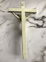 Crucifix moderniste 