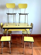 Table et chaises en formica jaune 1970 