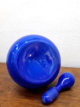 Carafe vintage en opaline bleu cobalt