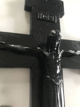 Crucifix monochrome noir