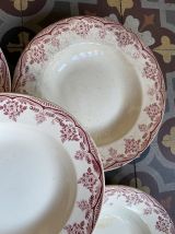 6 assiettes creuses Boulenger Choisy le Roi modèle Bordeaux.