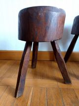 Paire de tabourets en bois brutaliste, vers 1960