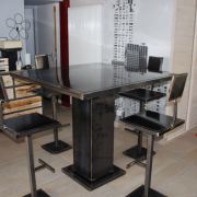 Table Haute Ferronnerie d'Art + 6 tabourets