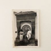 Photo vintage les femmes à la fontaine Maroc 50's