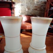 Rare paire de vases opaline savonneuse  ancienne XIX ème