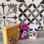 Boîtes métal collector mickey Minnie et haribo