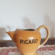 Pichet en grès et verres Ricard