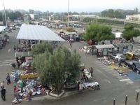 Grand vide-grenier sur le parking de Géant Casino SALON DE PROVENCE