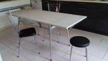 Table formica blanc 