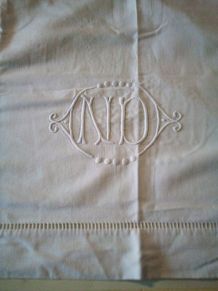  un lot de 14 draps ancien métis (mélange de coton avec du l