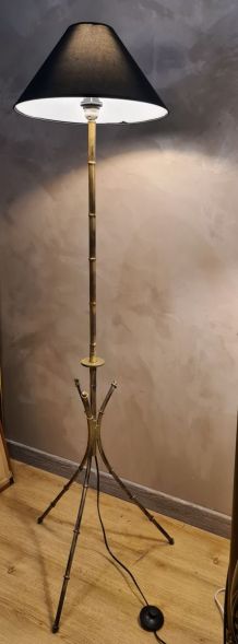 lampadaire style bambou acier peint  dans le gout de la mais