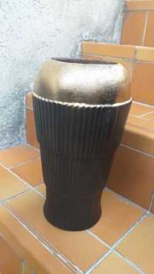 BEAU VASE A FLEURS VINTAGE  METAL1930