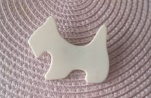 Broche Scottie Agatha