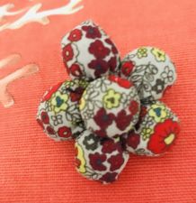 Broche fleur tissu