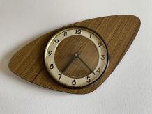 Horloge de cuisine en formica