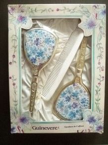 coffret , set coiffure Guinevere, vintage