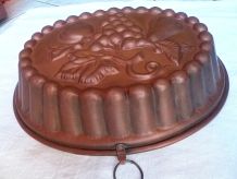 Moule a gateaux en cuivre , vintage