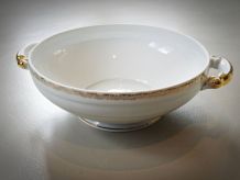 Soupière en porcelaine