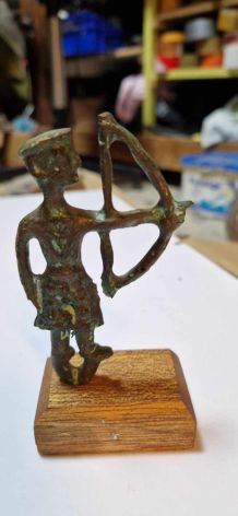 Statuette bronze guerrier