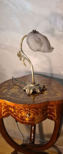 Lampe bronze petale verre moulé art nouveau 28x34