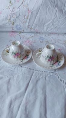 Duo des tasses à café-fine porcelaine anglaise Royal Doulton