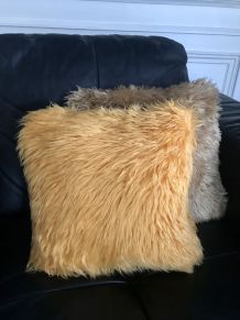 Coussin moumoute vintage