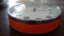 Horloge "JAZ" orange années 70