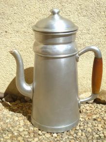 cafetière ancienne en alu ,vintage