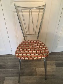 Chaise chromée année 70 tapissée