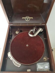 Gramophone ancien + disques