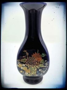 Vase en céramique soliflore