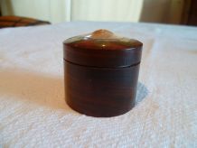 Petite boite ronde en bois incrusté laiton inde
