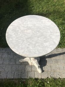 Table guéridon bistrot pied fonte plateau marbre