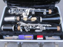 clarinette Selmer Bundy resonite avec valise