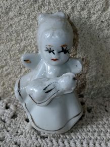 Vintage /  Ange en porcelaine doré à l'or fin