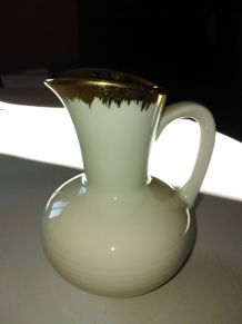 pot à lait crème porcelaine liseret d'or