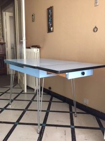 Table formica