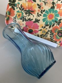 Vase bleu annee 70