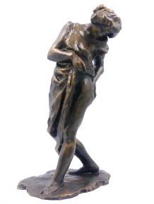 Statue " Nu au chignon  " en resine patiné  ( 32 cm )