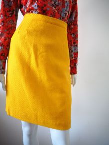 Jupe droite en laine jaune vintage 70's