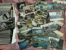 UNE GROSSE BOITE REMPLIS DE CARTES POSTALES 