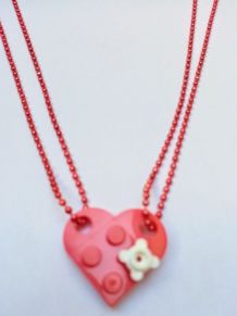 Collier Lego cœur rouge, fleur, se partage en 2