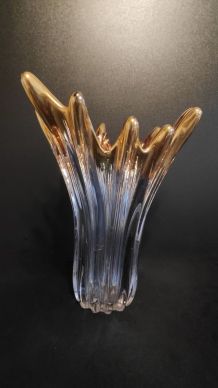 vase en cristal avec décor doré